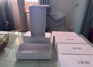 Caja Dior / Cristian Dior