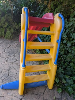 Tobogán para parque infantil. Marca Chicco Sport