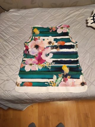 Camiseta MSN Mujer Talla L Estampado Floral