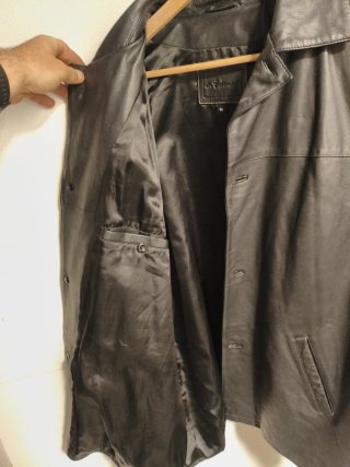 Chaqueta de cuero negra "in extensi" Talla 56