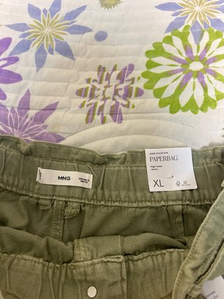 Pantalón corto vaquero caqui