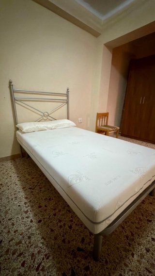 Cama individual 100x190 + colchón