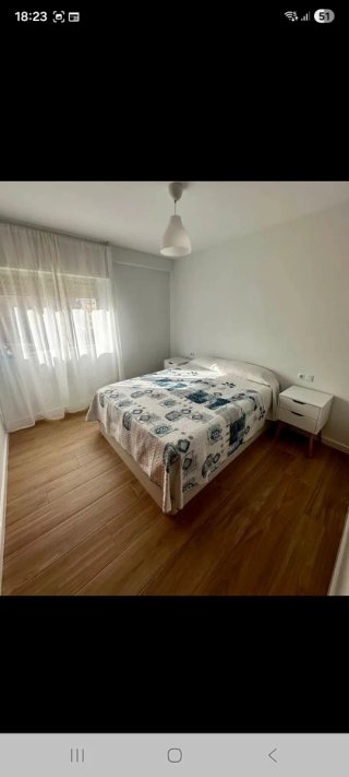 Mesa y sillas de terraza