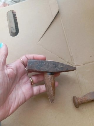 Martillo antiguo y mazo