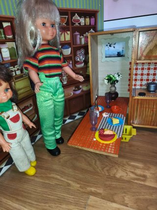 Cocina de Madera Vintage para Muñecas