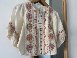 Top Zara Bordado Flecos Talla XS