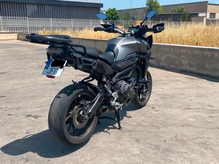 Yamaha MT09 Tracer Negra/Gris