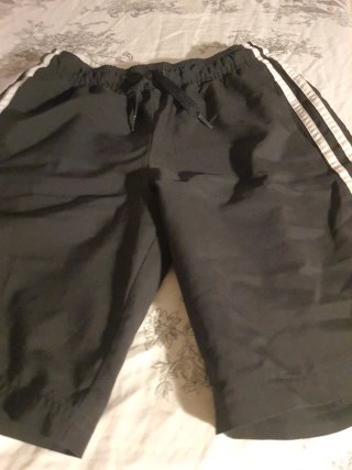 Pantalón corto deportivo Adidas negro