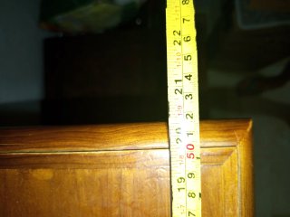 Mesita de noche de madera