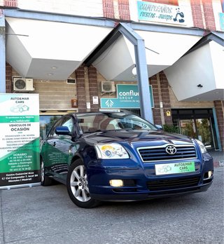 Toyota Avensis 1.8 Gasolina, Etiqueta C .