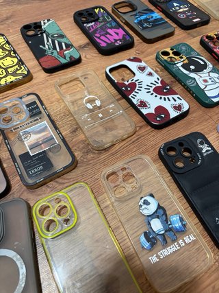Lote 21 Fundas iPhone 14 Pro + Protectores