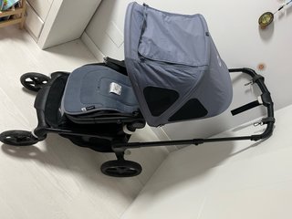 Carro de bebé Bugaboo con extras