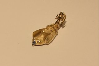 COLGANTE FARAON DE ORO 18K/ 10.1GR