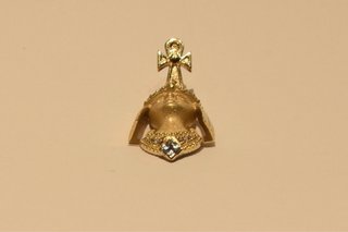 COLGANTE FARAON DE ORO 18K/ 10.1GR