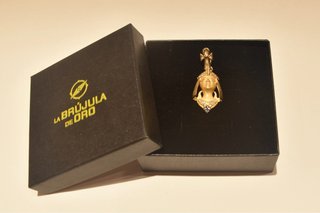 COLGANTE FARAON DE ORO 18K/ 10.1GR