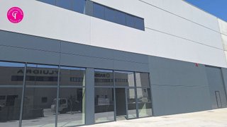 Nave industrial en alquiler en Vilablareix