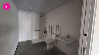 Nave industrial en alquiler en Vilablareix