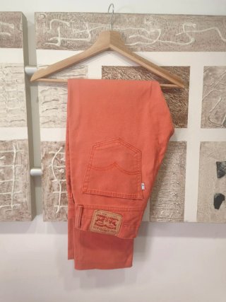 Pantalón Levi's 511 Slim Fit Coral W31