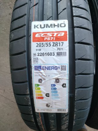 Neumático Kumho 205/55 R17 91W PS71