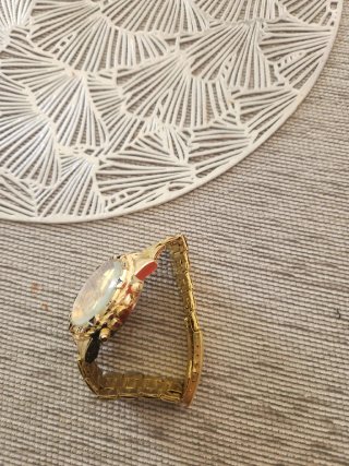 Reloj SAIGELA color oro