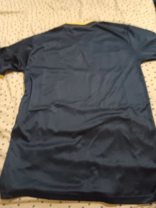 Camiseta Hombre Azul y Amarillo