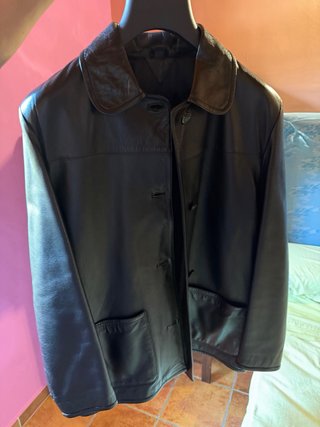 Chaqueta de piel ovina negra