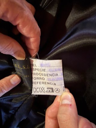 Chaqueta de piel ovina negra
