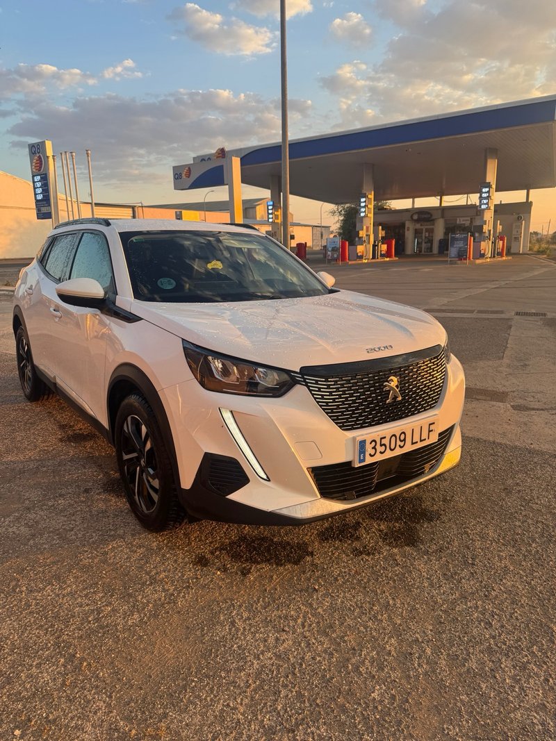 Peugeot  2008 2020 - foto 1