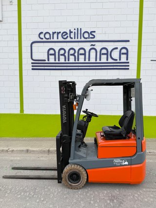 Carretilla Toyota 1200kg Eléctrica Matriculada