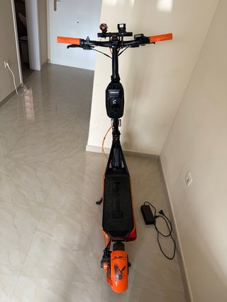 2 Patinetes Eléctricos Inokim