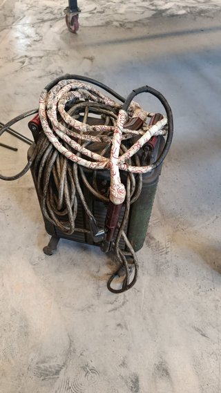 Máquina de soldar Aguila