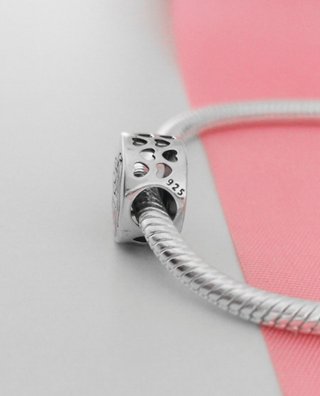 CHARM PERRO CORAZON PARA PULSERA PANDORA CAJA