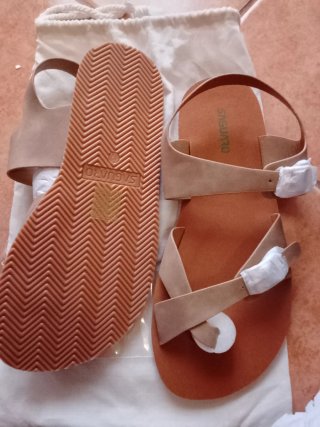 Sandalias Saguaro Beige Talla 42