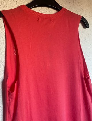 Vestido Bershka sin mangas Never Been Hunted