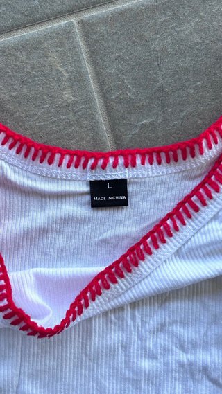 Camiseta de tirantes blanca y roja - Nueva