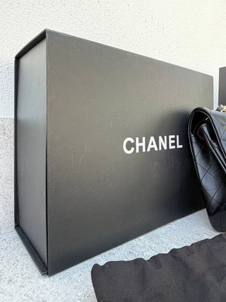 Bolso Chanel Negro y Dorado