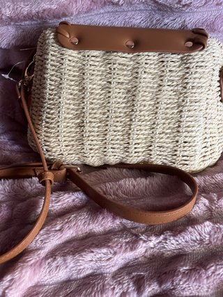 Bolso de rafia pequeño