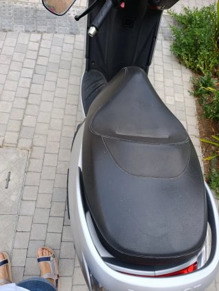 Peugeot Maxi Scooter Plata