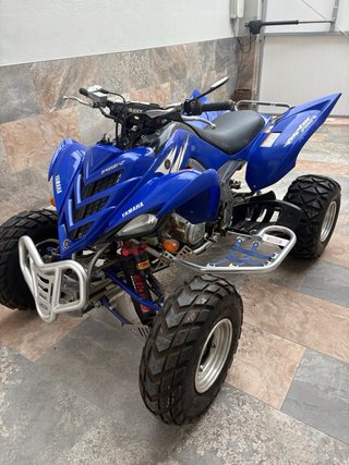 Yamaha Raptor 700R Azul