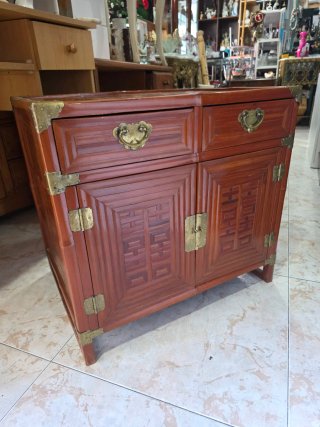 Mueble auxiliar oriental bambú