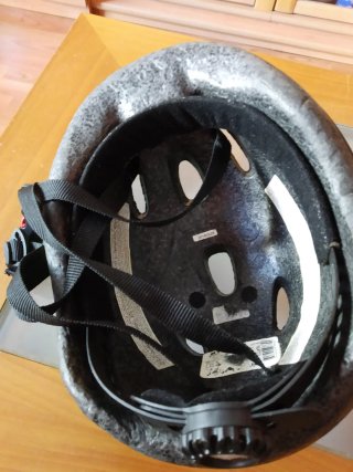 Casco infantil verde