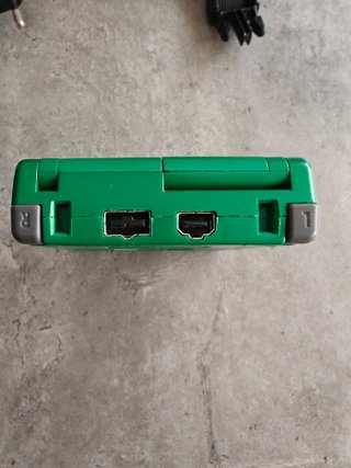 GBA SP Edición Esmeralda