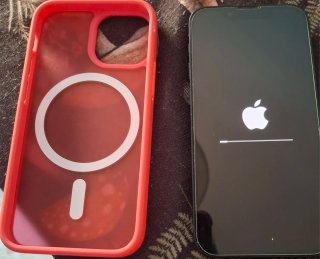 iPhone 13 Apple