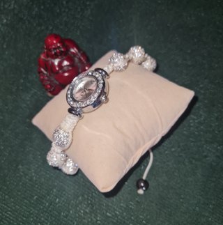 Reloj de Mujer con Cristales