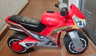 Moto Correpasillos Cross Molto Roja