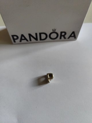 Charm Pandora Letra P Plateada