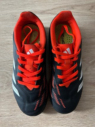 Adidas Predator multitacos Talla 34