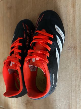 Adidas Predator multitacos Talla 34