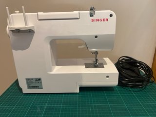 Máquina de coser SINGER Promise II