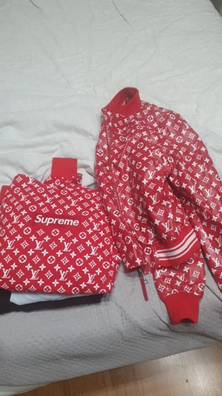 jacket bomber Louis Vuitton Supreme monogram